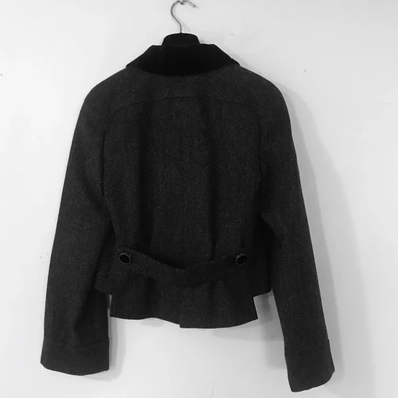 CHANEL Cropped Gray Jacket FR38 / US6 - Picture 2 of 16